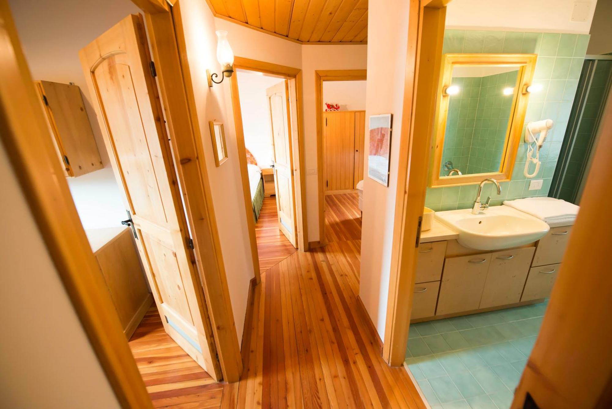 Chalet Elena リヴィーニョ エクステリア 写真